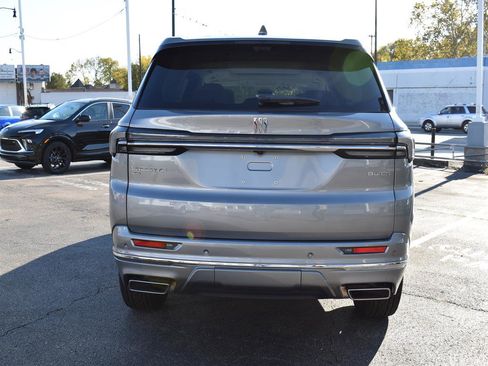 New 2026 Buick Enclave Avenir w/ Super Cruise Package image 9