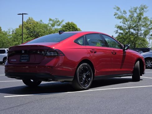 Certified 2025 Honda Accord SE image 20