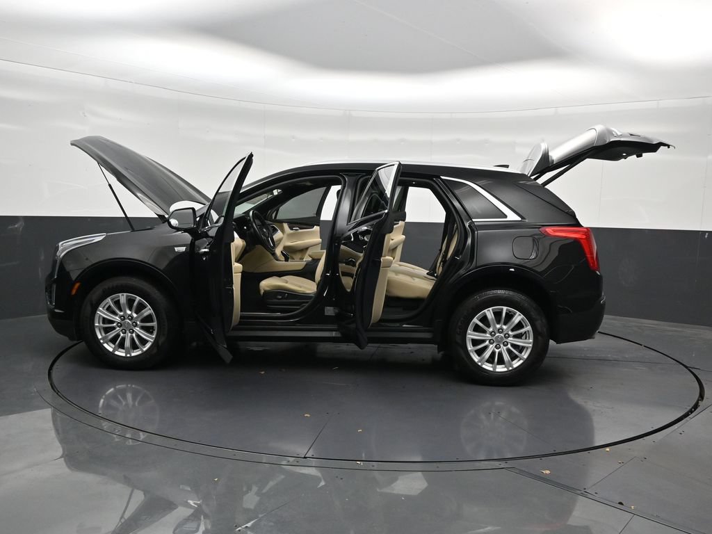 Used 2017 Cadillac XT5 FWD image 39