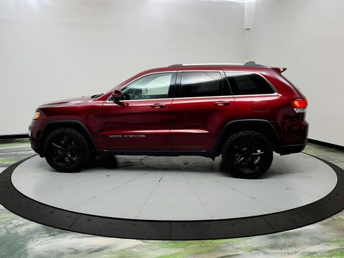 Used 2021 Jeep Grand Cherokee Laredo X AWD/4WD image 8