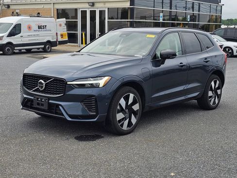 Used 2024 Volvo XC60 T8 Ultimate w/ Climate Package AWD/4WD image 16