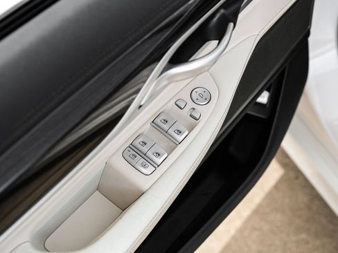 Used 2020 BMW 740i w/ Premium Package RWD image 54