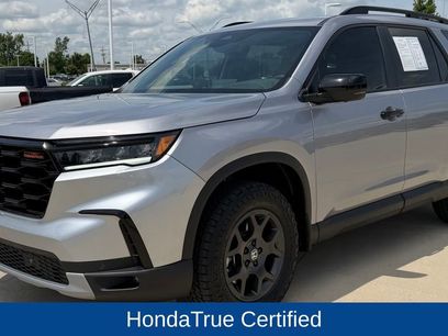 Used 2025 Honda Pilot TrailSport