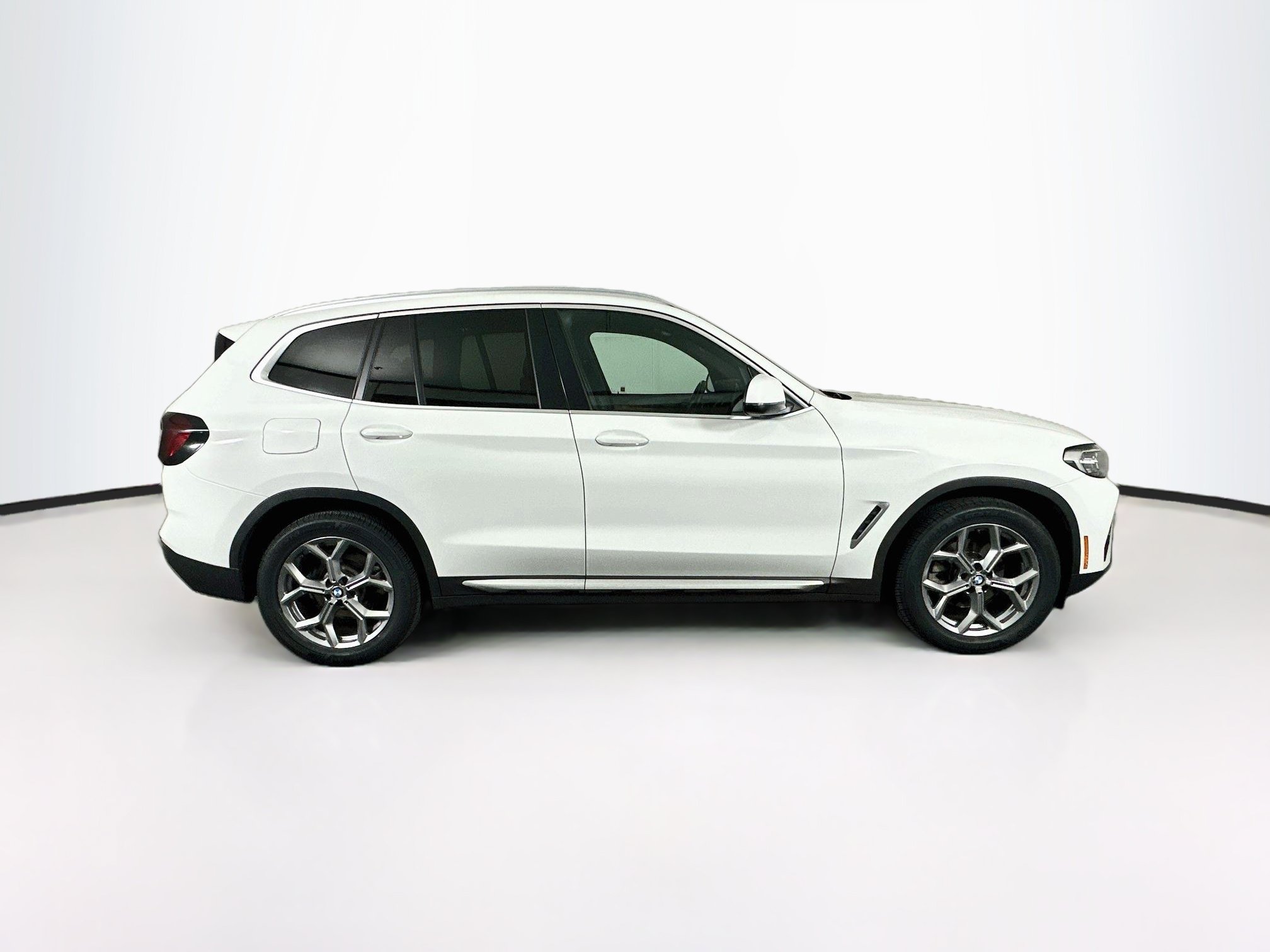 Used 2023 BMW X3 sDrive30i w/ Premium Package RWD image 10