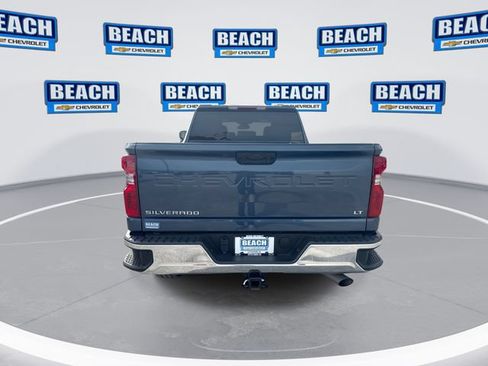 Used 2025 Chevrolet Silverado 2500 LT w/ Convenience Package AWD/4WD image 7