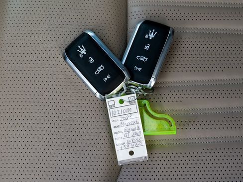 Certified 2023 Maserati Grecale GT image 66