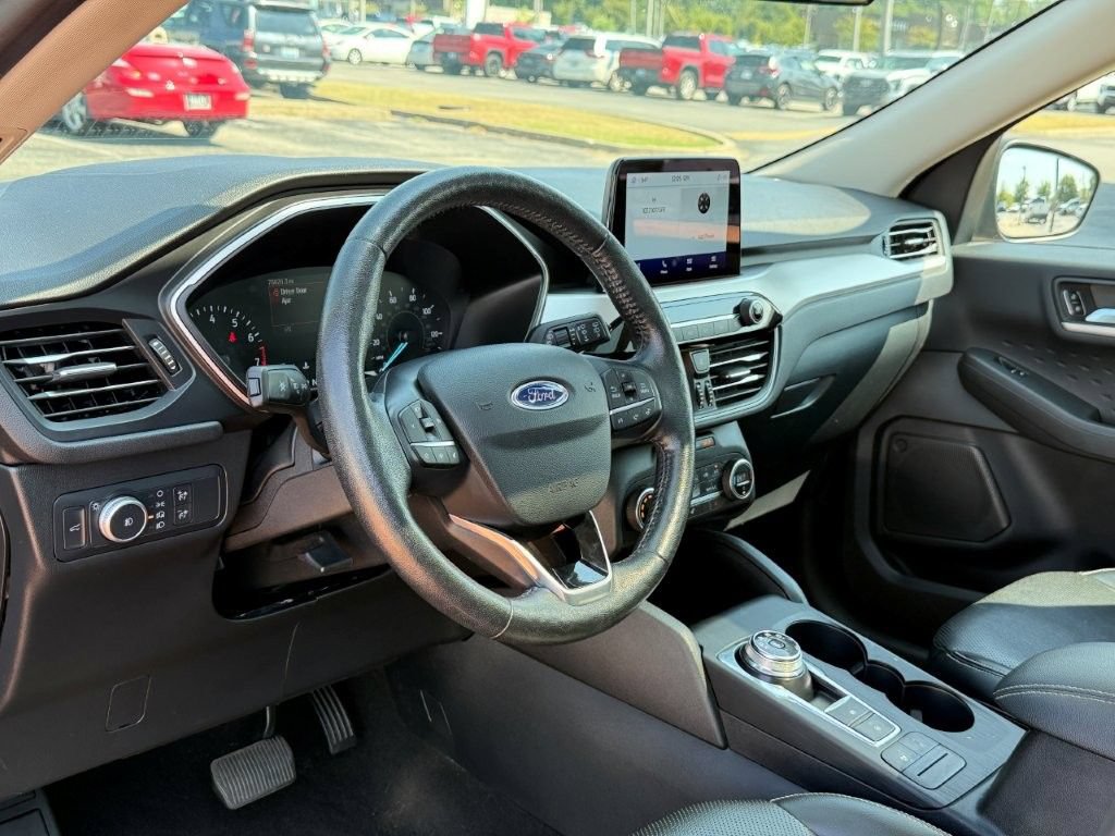Used 2020 Ford Escape SEL FWD image 12