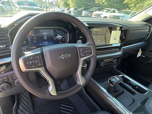 New 2026 Chevrolet Silverado 1500 RST w/ RST All Star Premium Package AWD/4WD image 4