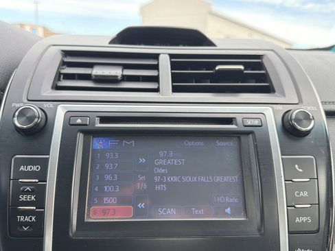 Used 2013 Toyota Camry XLE FWD image 25