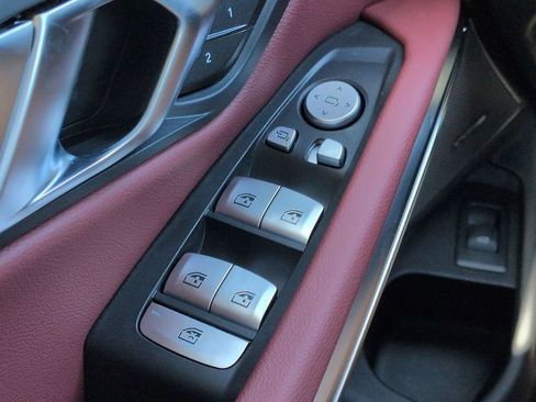 New 2026 BMW 330i Sedan RWD image 24