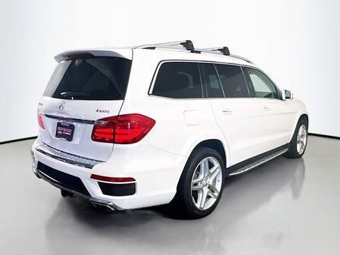 Used 2016 Mercedes-Benz GL 550 4MATIC image 6