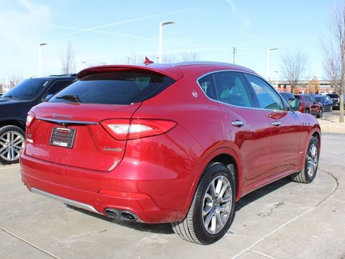 Used 2020 Maserati Levante S GranLusso image 7