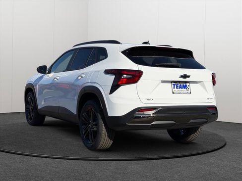 New 2026 Chevrolet Trax ACTIV w/ Driver Confidence Package FWD image 4