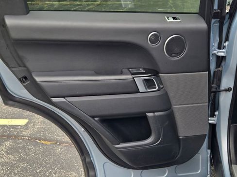 Used 2022 Land Rover Range Rover Sport HSE Silver Edition image 32