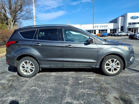 Used 2019 Ford Escape SE image 28