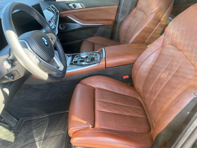 Used 2024 BMW X7 xDrive40i w/ Executive Package AWD/4WD image 11
