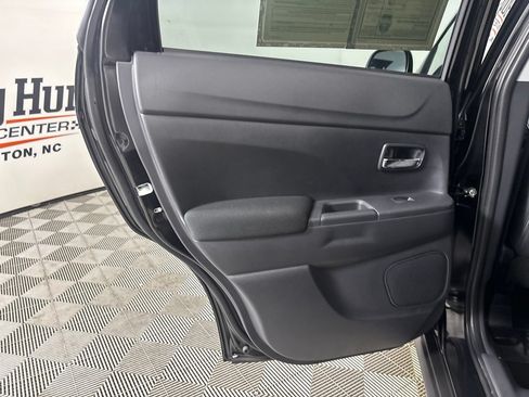Used 2026 Mitsubishi Outlander Sport AWD image 21
