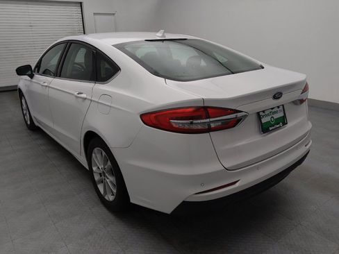 Used 2020 Ford Fusion SE image 5