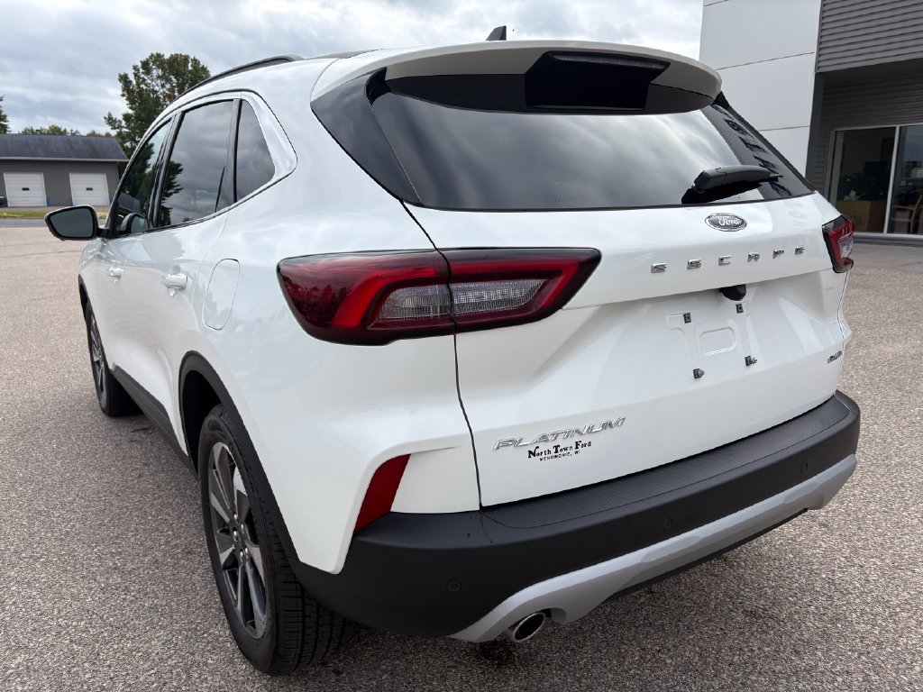 Used 2023 Ford Escape Platinum AWD/4WD image 9