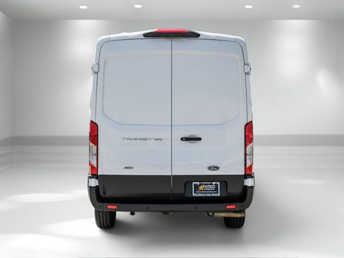 Used 2023 Ford Transit 250 Medium Roof AWD w/ Load Area Protection Package image 7
