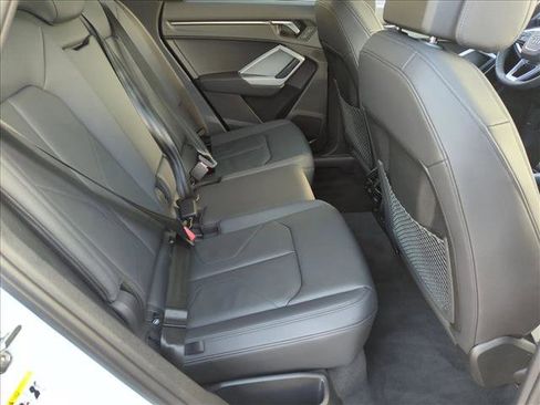 Certified 2025 Audi Q3 2.0T Premium w/ Convenience Package image 20