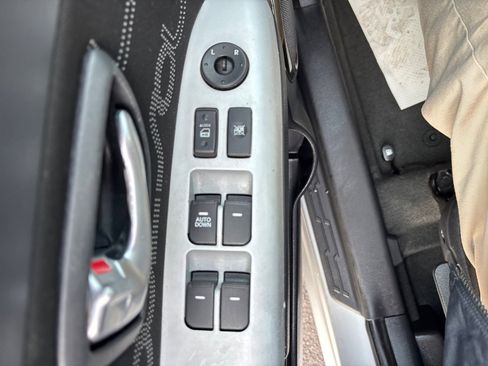 Used 2012 Kia Soul + w/ Audio Pkg image 36