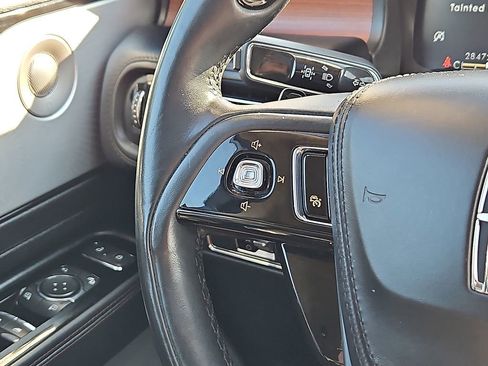 Used 2020 Lincoln Aviator Reserve w/ Equipment Group 202A image 24