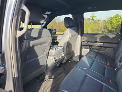 Used 2025 Ford F150 Lariat w/ Equipment Group 502A High image 10