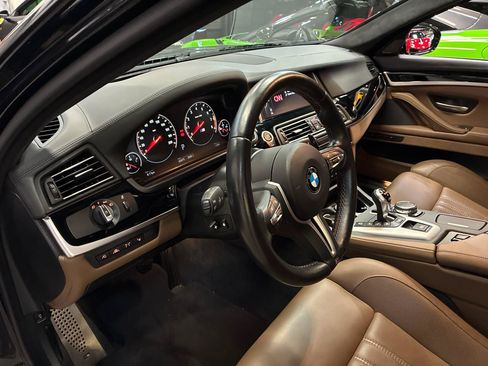 Used 2016 BMW M5 RWD image 21
