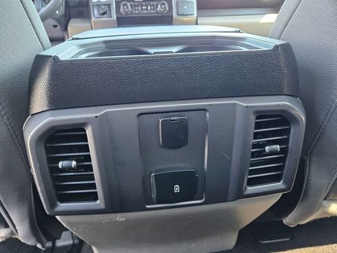 Used 2020 Ford F150 XLT AWD/4WD image 23