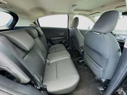 Used 2022 Honda HR-V EX image 18