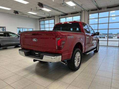 Used 2025 Ford F150 Lariat w/ Equipment Group 501A Mid AWD/4WD image 5