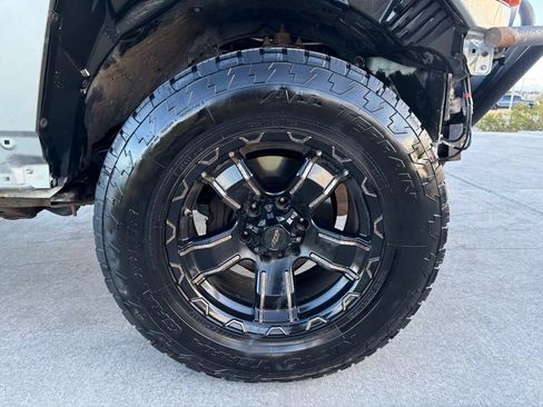 Used 2012 Toyota FJ Cruiser 4WD w/ Convenience Pkg image 15