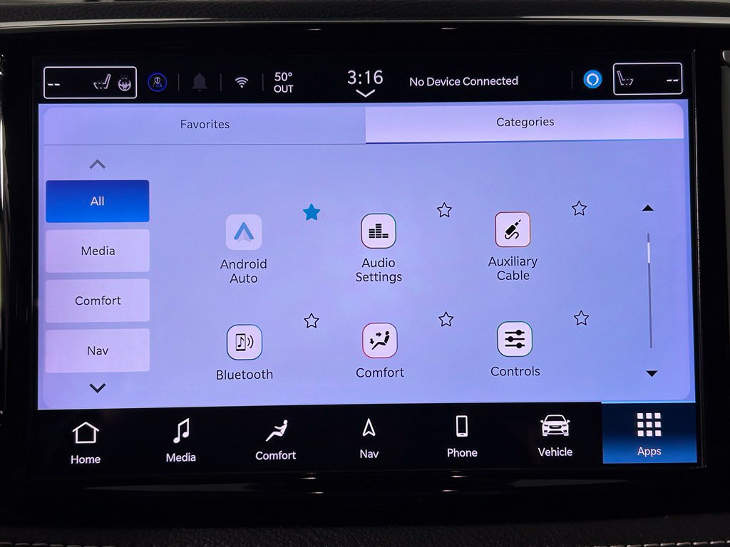 Used 2025 Chrysler Pacifica Limited FWD image 19