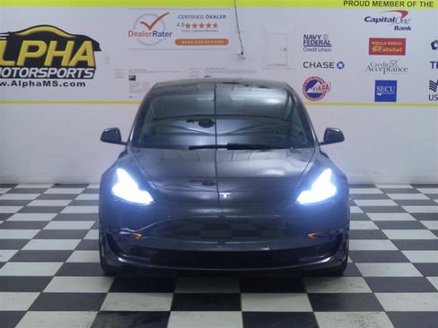 Used 2023 Tesla Model 3 Standard Range RWD image 2