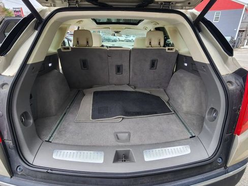 Used 2017 Cadillac XT5 Luxury w/ Driver Awareness Package AWD/4WD image 13