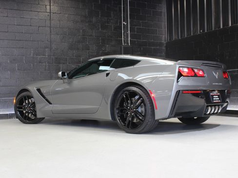 Used 2016 Chevrolet Corvette Stingray Coupe w/ 2LT Preferred Equipment Group image 8