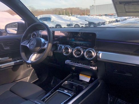 New 2026 Mercedes-Benz GLB 250 GLB 250 image 19