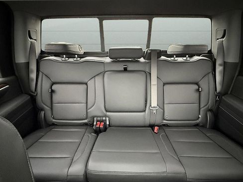 New 2026 GMC Sierra 3500 Denali w/ Denali Reserve Package AWD/4WD image 9