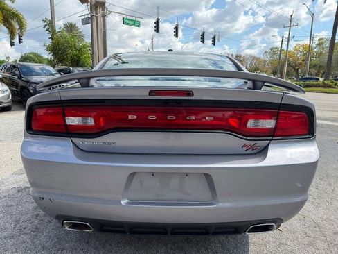 Used 2014 Dodge Charger R/T image 4