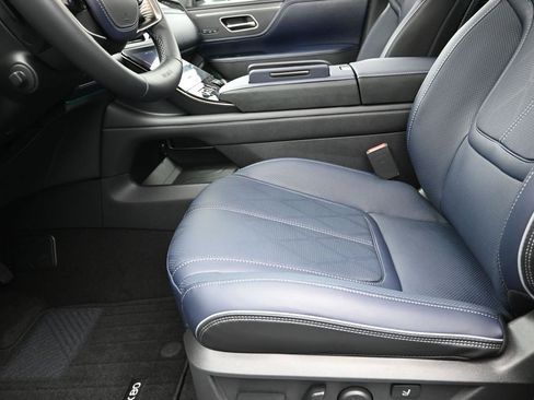 New 2026 INFINITI QX80 SPORT w/ Sport Exterior Package image 13