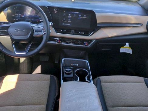 Certified 2025 Chevrolet Equinox ACTIV w/ Safety and Technology Package FWD image 20