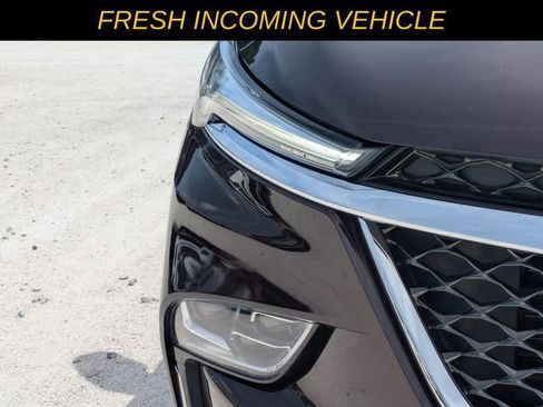 Used 2023 Buick Enclave Avenir w/ Avenir Technology Package FWD image 8