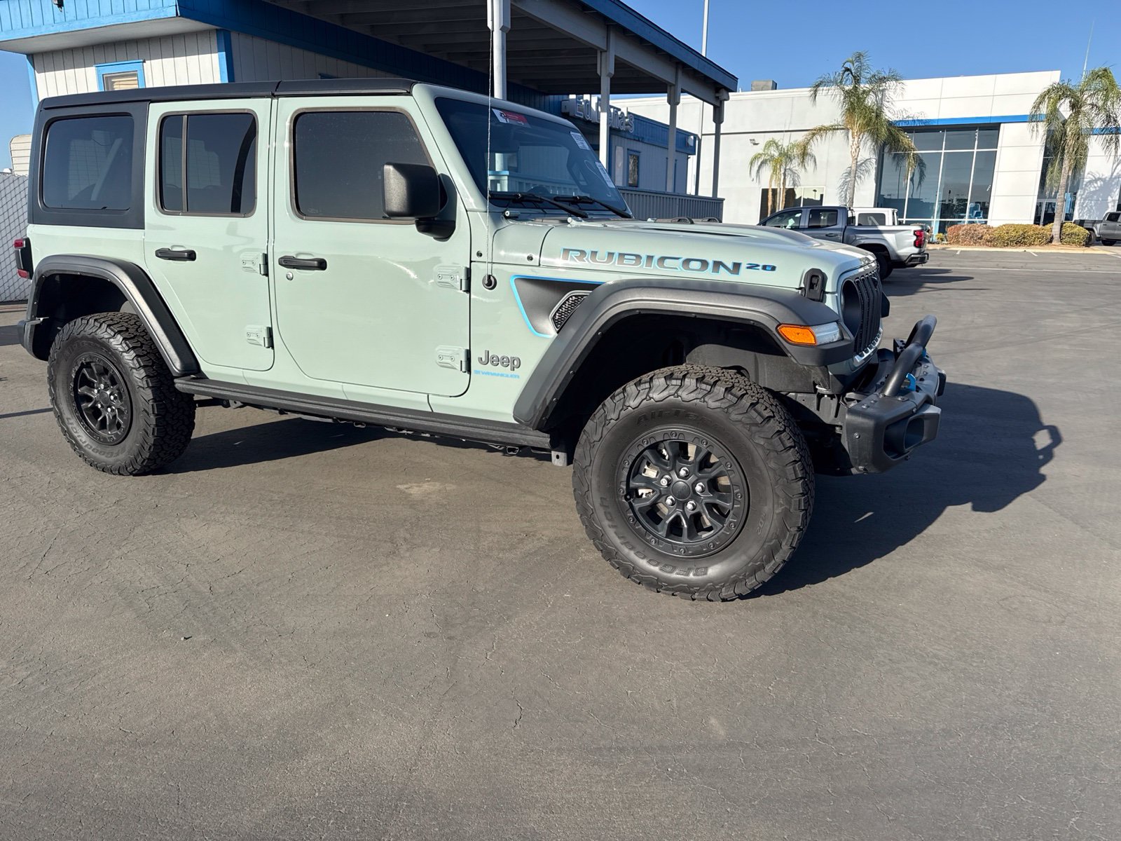 Used 2023 Jeep Wrangler Unlimited Rubicon 4xe AWD/4WD image 1