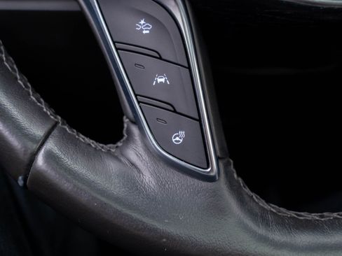 Certified 2022 Cadillac XT5 Premium Luxury image 29