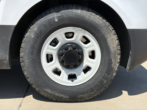 Used 2024 Chevrolet Brightdrop 600 w/ Commercial Equipment Package AWD/4WD image 9