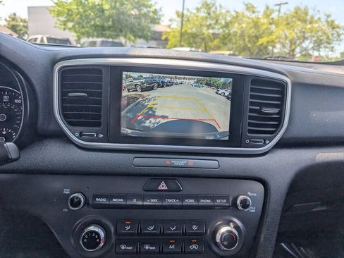 Used 2020 Kia Sportage LX AWD/4WD image 26