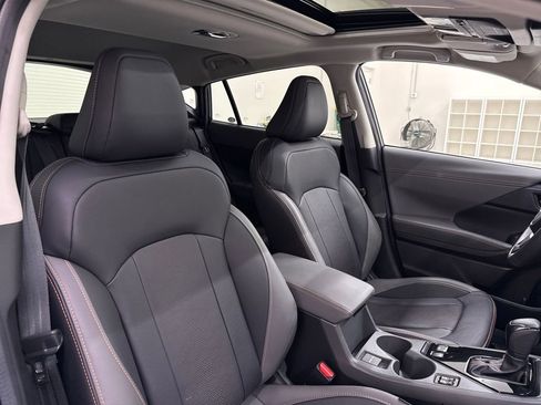 Used 2025 Subaru Crosstrek 2.5i Limited image 24