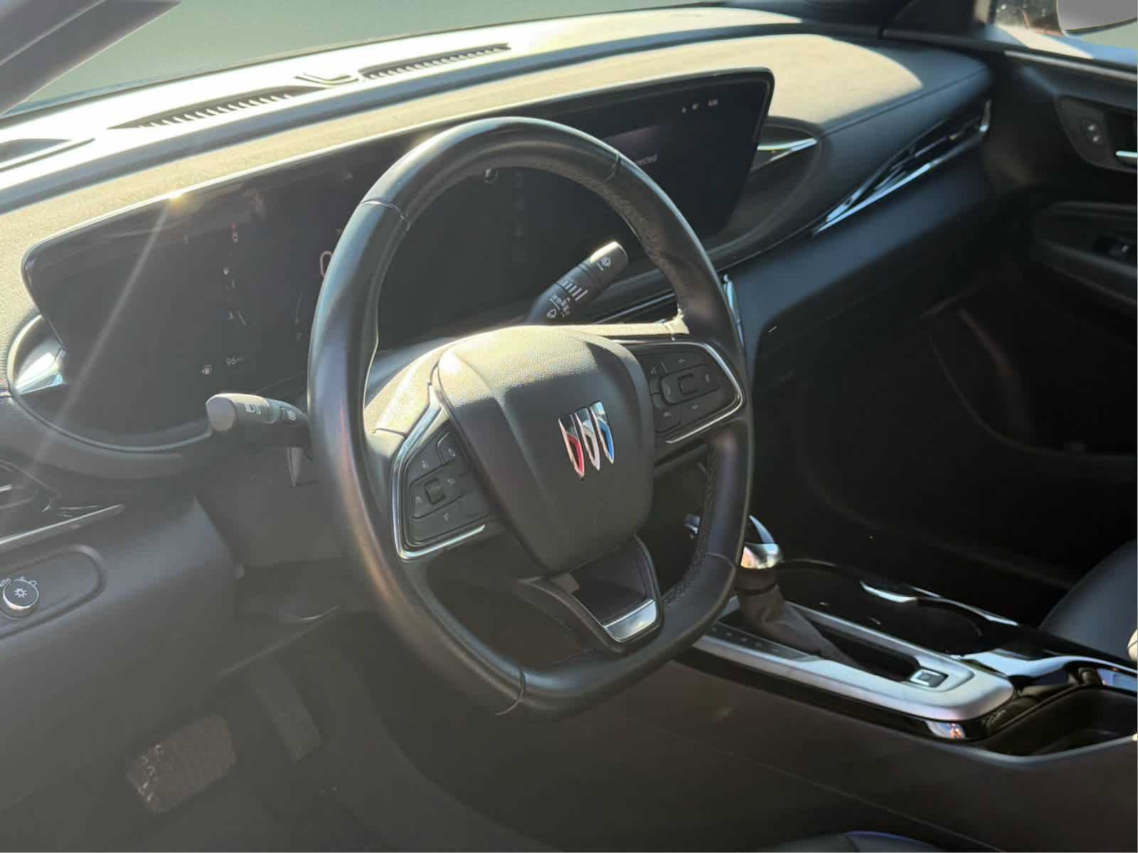 Used 2024 Buick Envista Sport Touring FWD image 25