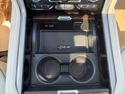 Certified 2021 GMC Yukon XL Denali AWD/4WD image 30